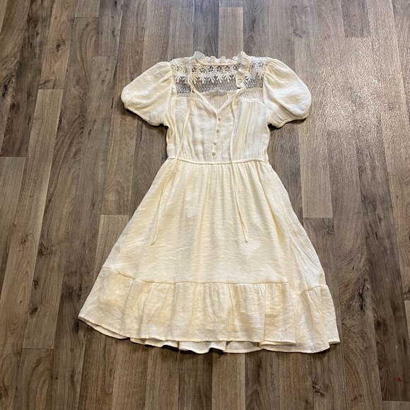 mine Dresses & Skirts - Mine Cream Frilly Peasant Dress Lace Short Sleeve Size Small